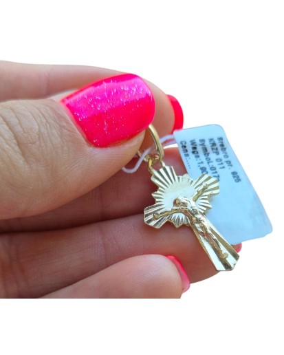 Srebrny krzyżyk pozłacany 925 z krucyfiksem – zawieszka