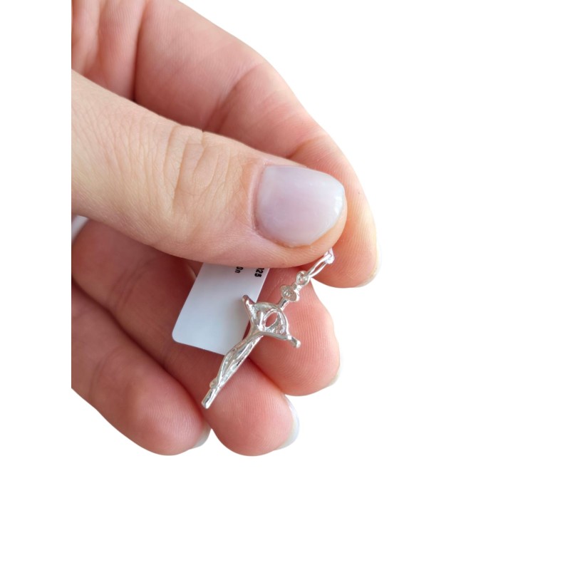 SREBRNY KRZYŻYK MĘSKI Z PANEM JEZUSEM 1,05 G SREBRO 925