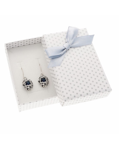 Pudełko prezentowe kartonowe na kolczyki obrączki białe z szarą wstążką