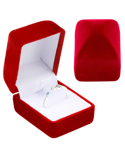 Pudełko welurowe na pierścionek czerwone z białą wkładką