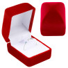 Pudełko welurowe na pierścionek czerwone z białą wkładką