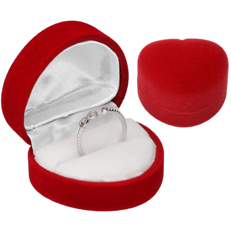 Pudełko welurowe serce na pierścionek z białą wkładką
