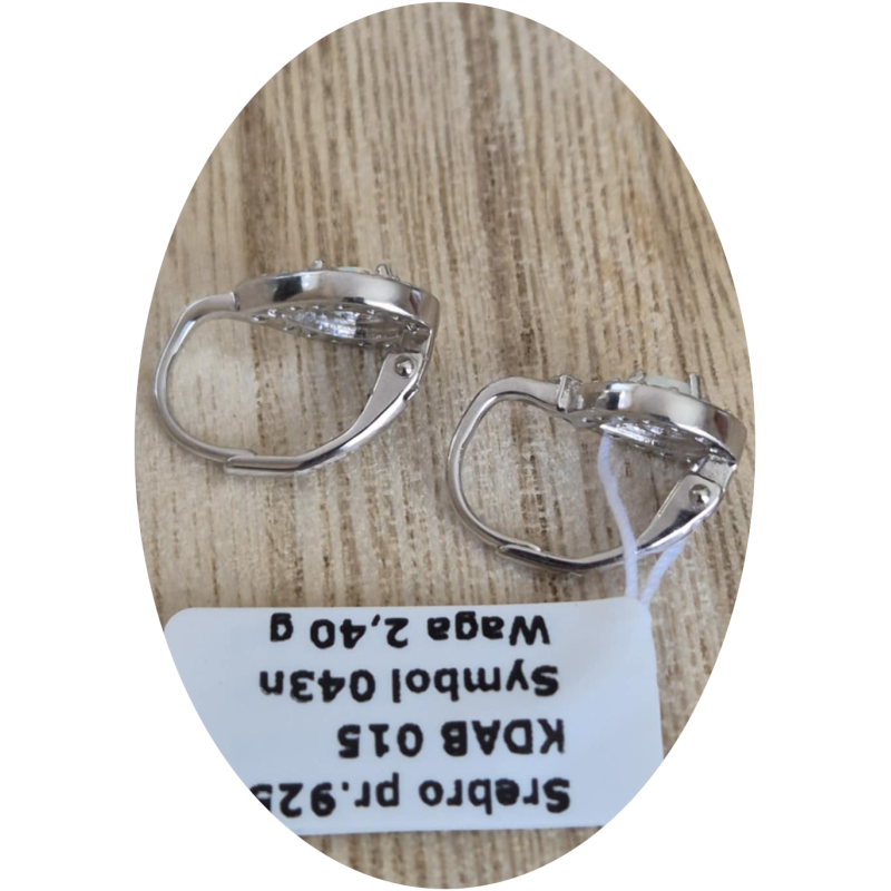 Srebrne kolczyki damskie wiszące z białym opalem srebro próby 925