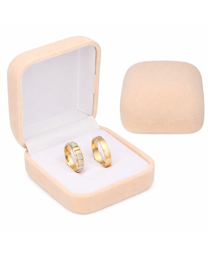 PUDEŁKO KREMOWE WELUROWE NA OBRĄCZKI ŚLUBNE , KOLCZYKI